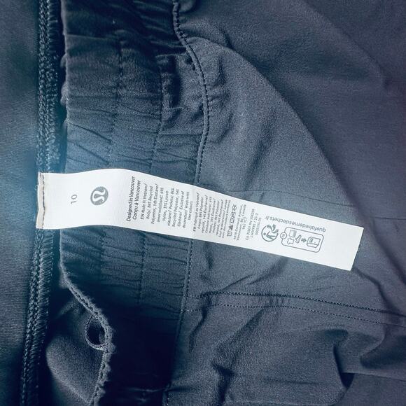 Lululemon Swift Mid-Rise Wide-Leg Pant - 10 - Picture 9 of 10